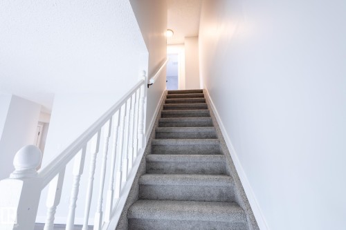 5446 144B Avenue, Edmonton, AB - Indoor Photo Showing Other Room