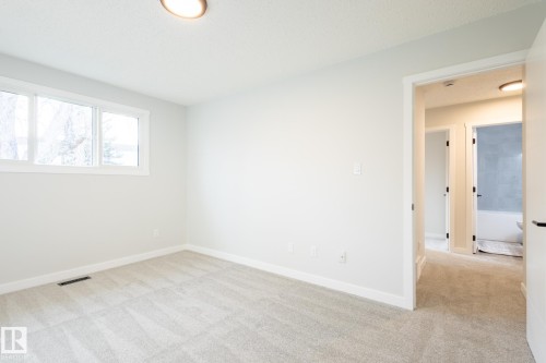 5446 144B Avenue, Edmonton, AB - Indoor Photo Showing Other Room