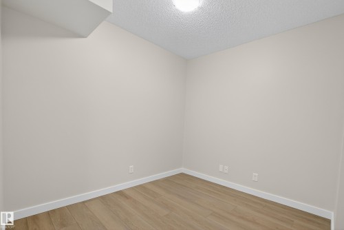 109 5804 Mullen Place, Edmonton, AB - Indoor Photo Showing Other Room