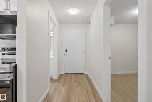 109 5804 Mullen Place, Edmonton, AB - Indoor Photo Showing Other Room