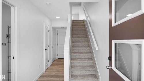 4185 Kinglet Drive, Edmonton, AB - Indoor Photo Showing Other Room