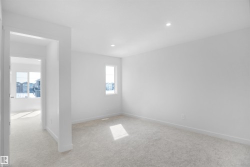 8504 183 Avenue, Edmonton, AB - Indoor Photo Showing Other Room