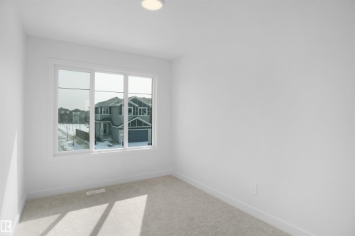8504 183 Avenue, Edmonton, AB - Indoor Photo Showing Other Room