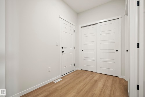 7015 177 Avenue, Edmonton, AB - Indoor Photo Showing Other Room