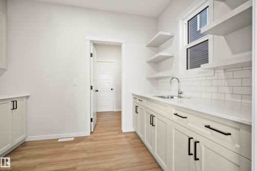 7015 177 Avenue, Edmonton, AB - Indoor Photo Showing Other Room