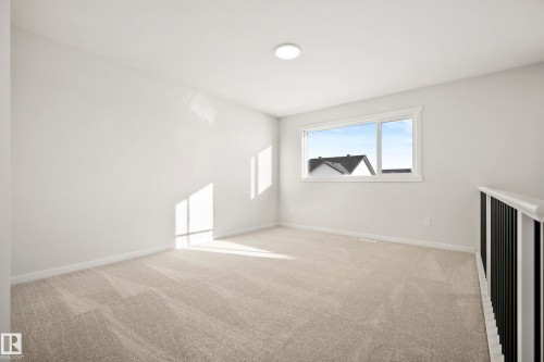 7015 177 Avenue, Edmonton, AB - Indoor Photo Showing Other Room