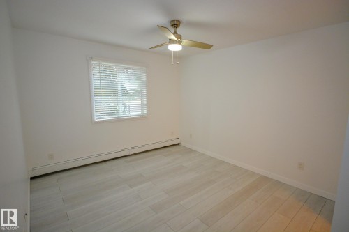 116 12550 140 Avenue, Edmonton, AB - Indoor Photo Showing Other Room