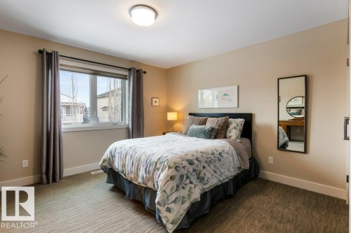 4522 Donsdale Drive Nw, Edmonton, AB - Indoor Photo Showing Bedroom