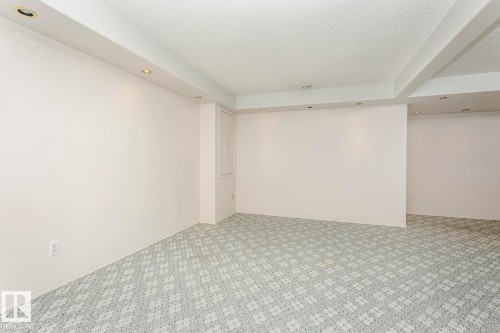 3240 38 Avenue, Edmonton, AB - Indoor Photo Showing Other Room