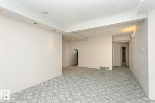 3240 38 Avenue, Edmonton, AB - Indoor Photo Showing Other Room