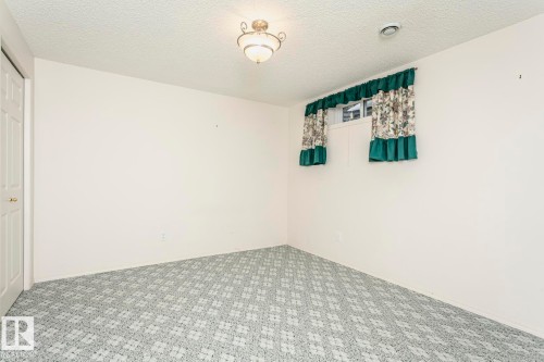 3240 38 Avenue, Edmonton, AB - Indoor Photo Showing Other Room