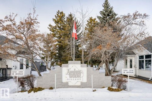 3240 38 Avenue, Edmonton, AB - Outdoor