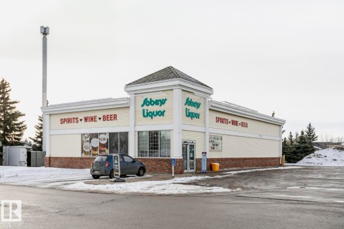 3240 38 Avenue, Edmonton, AB - Outdoor