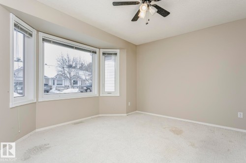 3240 38 Avenue, Edmonton, AB - Indoor Photo Showing Other Room