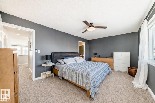 20448 56 Avenue, Edmonton, AB - Indoor Photo Showing Bedroom