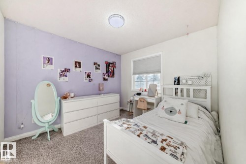 20448 56 Avenue, Edmonton, AB - Indoor Photo Showing Bedroom