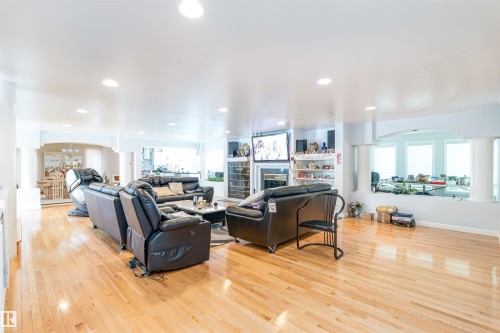 10812 5 Avenue, Edmonton, AB - Indoor Photo Showing Living Room With Fireplace