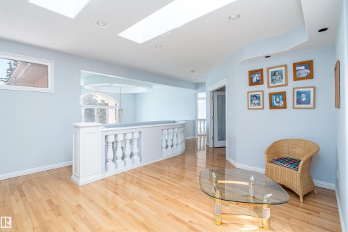 10812 5 Avenue, Edmonton, AB - Indoor Photo Showing Other Room