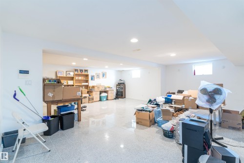 10812 5 Avenue, Edmonton, AB - Indoor