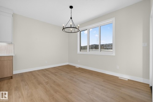 70 Hemingway Crescent, Spruce Grove, AB - Indoor Photo Showing Other Room