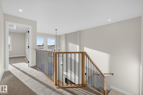 70 Hemingway Crescent, Spruce Grove, AB - Indoor Photo Showing Other Room