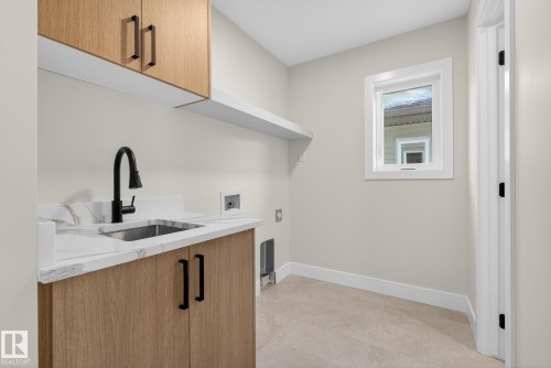 70 Hemingway Crescent, Spruce Grove, AB - Indoor