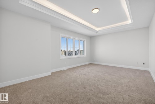 70 Hemingway Crescent, Spruce Grove, AB - Indoor Photo Showing Other Room