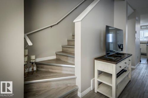 4317 Prowse Link Link, Edmonton, AB - Indoor Photo Showing Other Room