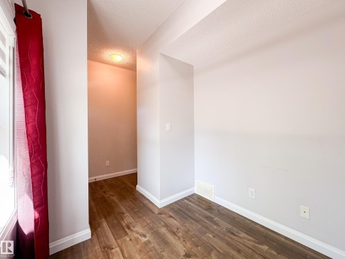 40 3710 Allan Drive, Edmonton, AB - Indoor Photo Showing Other Room