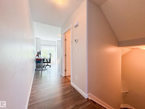 40 3710 Allan Drive, Edmonton, AB - Indoor Photo Showing Other Room