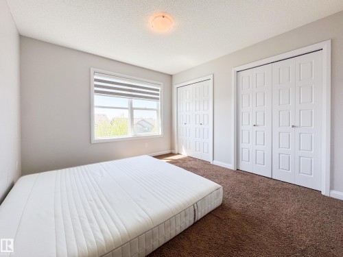 40 3710 Allan Drive, Edmonton, AB - Indoor Photo Showing Bedroom