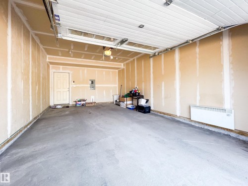 40 3710 Allan Drive, Edmonton, AB - Indoor Photo Showing Garage