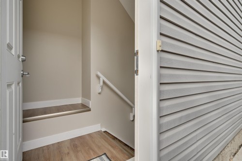 7404 81 Avenue, Edmonton, AB - Indoor Photo Showing Other Room