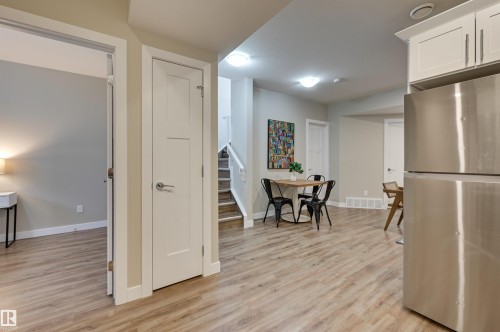 7404 81 Avenue, Edmonton, AB - Indoor