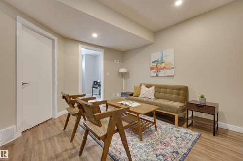 7404 81 Avenue, Edmonton, AB - Indoor