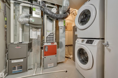 7404 81 Avenue, Edmonton, AB - Indoor Photo Showing Laundry Room