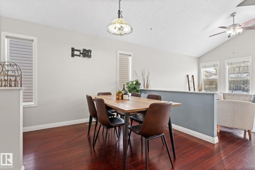 14076 152 Avenue, Edmonton, AB - Indoor Photo Showing Dining Room