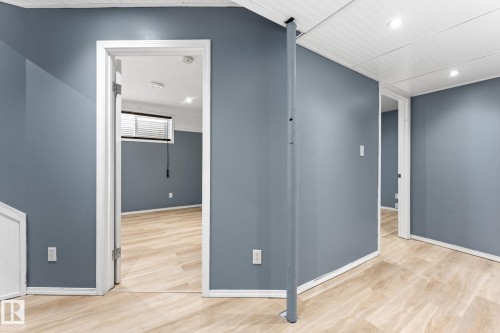 14076 152 Avenue, Edmonton, AB - Indoor Photo Showing Other Room