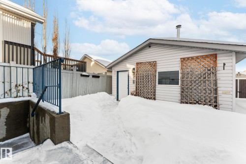 14076 152 Avenue, Edmonton, AB - Outdoor With Exterior