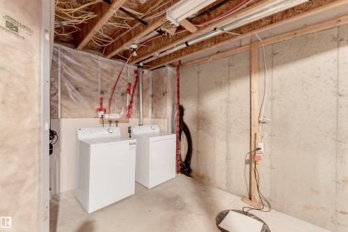 2624 16 Street, Edmonton, AB - Indoor Photo Showing Laundry Room