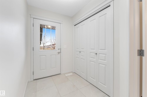 2624 16 Street, Edmonton, AB - Indoor Photo Showing Other Room