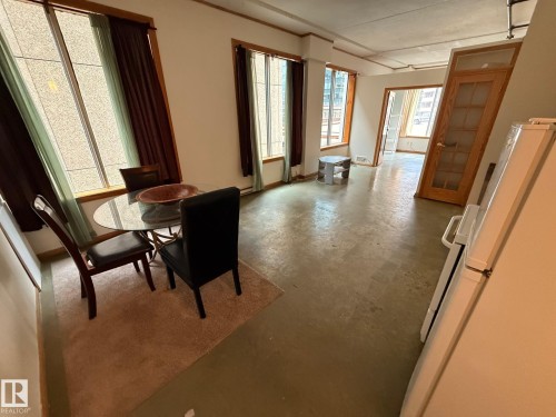 505 10024 Jasper Avenue, Edmonton, AB - Indoor