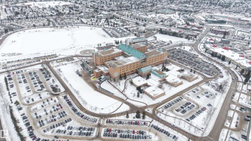 5 1033 Youville Drive W, Edmonton, AB - Other