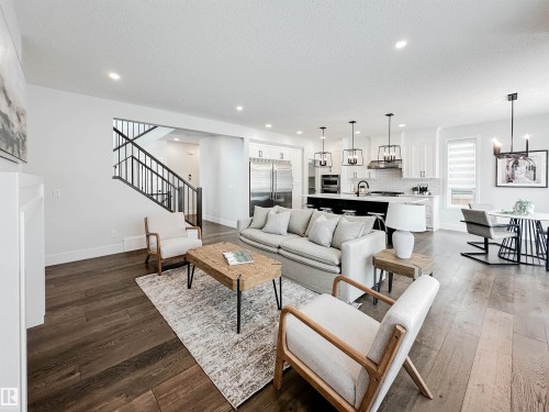 14 Laderoute Place, St. Albert, AB - Indoor Photo Showing Living Room
