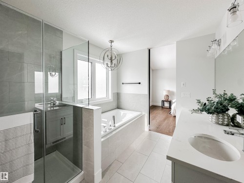 14 Laderoute Place, St. Albert, AB - Indoor Photo Showing Bathroom