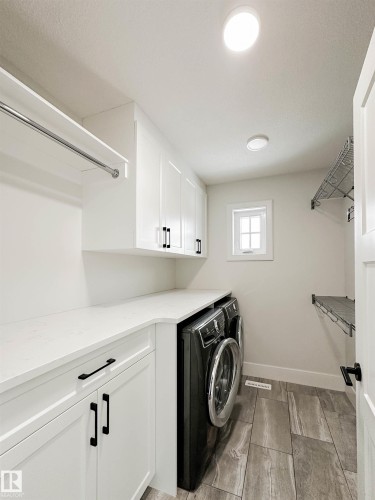 14 Laderoute Place, St. Albert, AB - Indoor Photo Showing Laundry Room