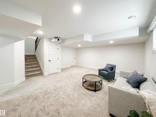 14 Laderoute Place, St. Albert, AB - Indoor