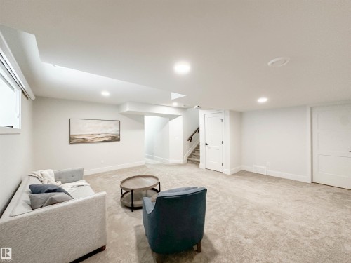 14 Laderoute Place, St. Albert, AB - Indoor