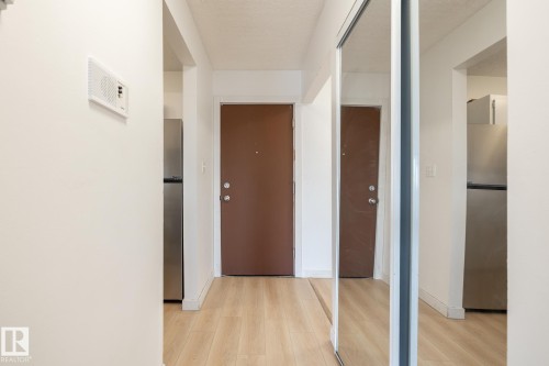 303 10620 104 Street, Edmonton, AB - Indoor Photo Showing Other Room