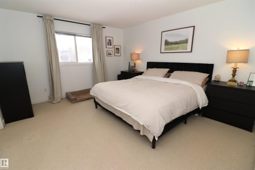 75 120 Magrath Road, Edmonton, AB - Indoor Photo Showing Bedroom